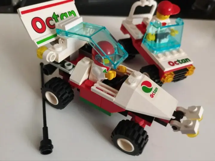 Lego Octan