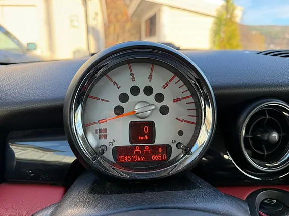 Mini Cooper 2010 photo 2