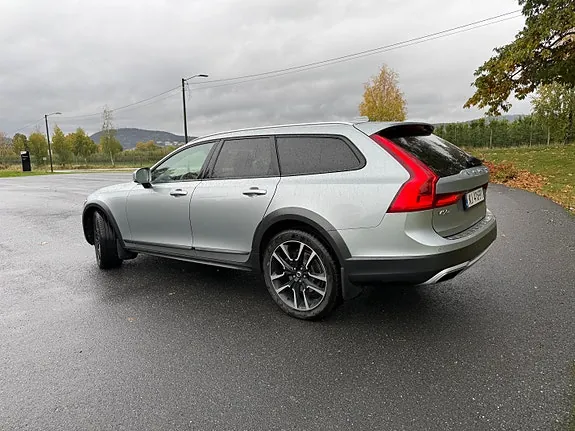 Volvo V90 Cross Country 2019 photo 3