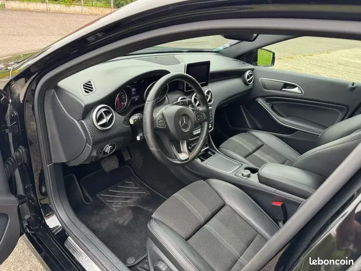 Mercedes-Benz A-Class 2017 photo 5