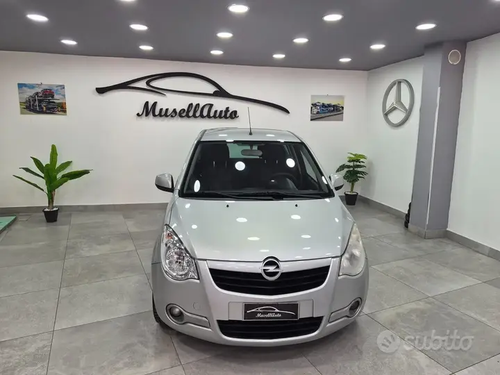 Opel Agila