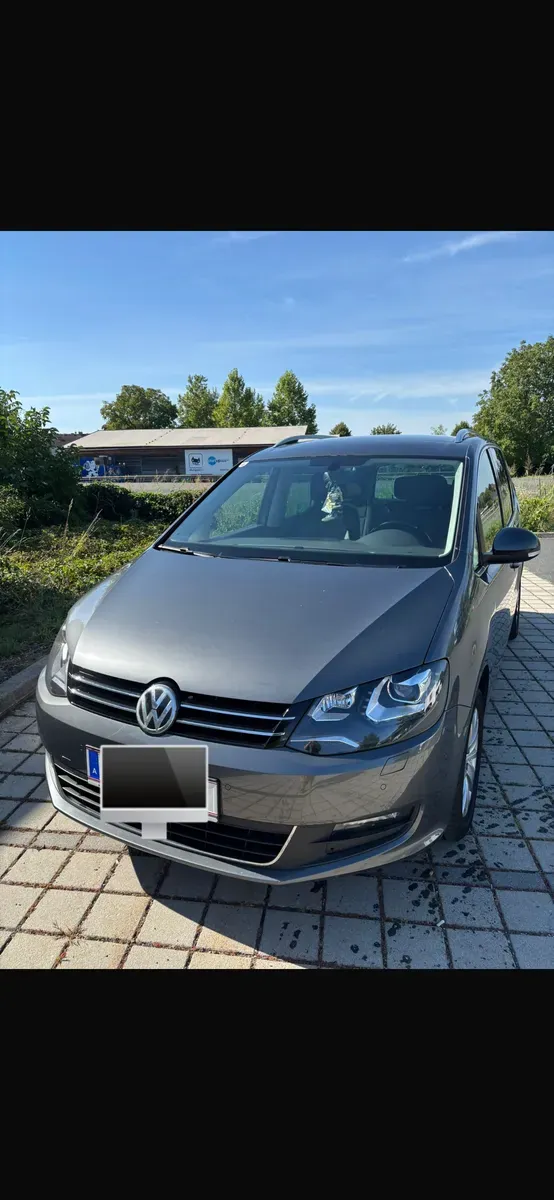 Volkswagen Sharan 2017 photo 2