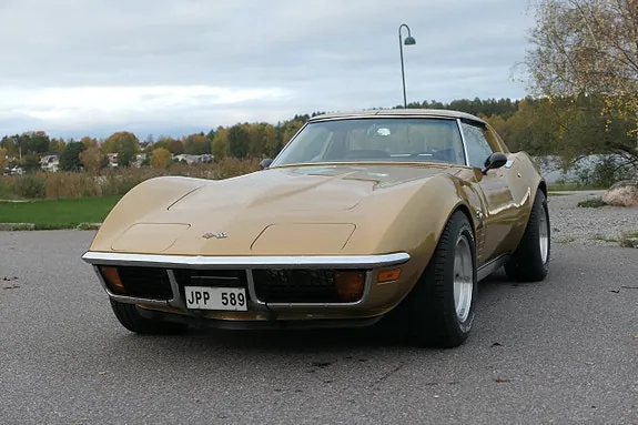 Chevrolet Corvette 1972 photo 2