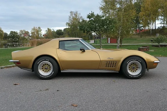 Chevrolet Corvette 1972 photo 4