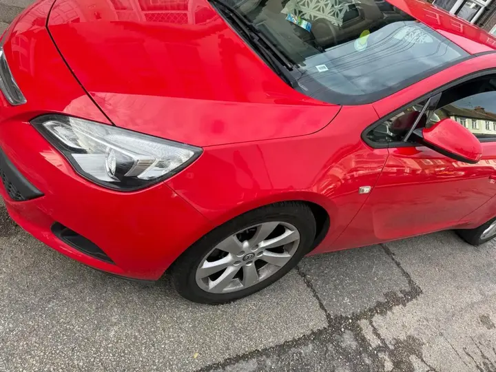 Vauxhall Astra 2015 photo 3