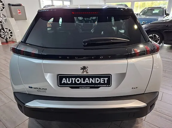 Peugeot E-2008 2023 photo 5