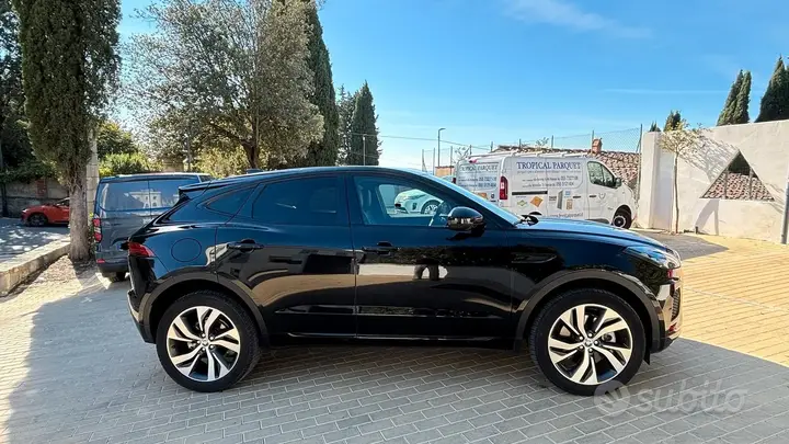 Jaguar E-Pace 2023 photo 3