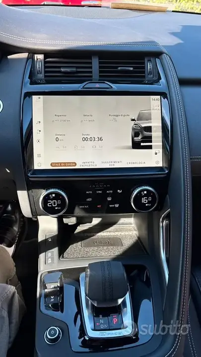 Jaguar E-Pace 2023 photo 5