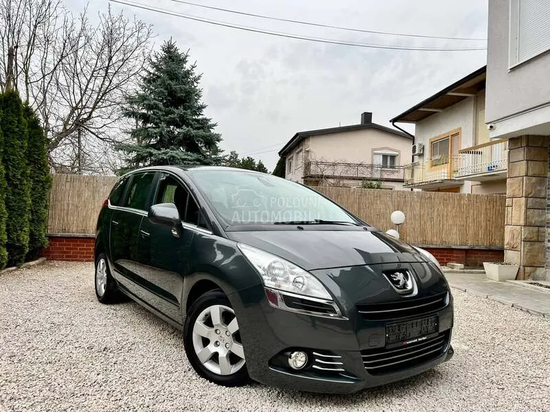 Peugeot 5008 2013 photo 4