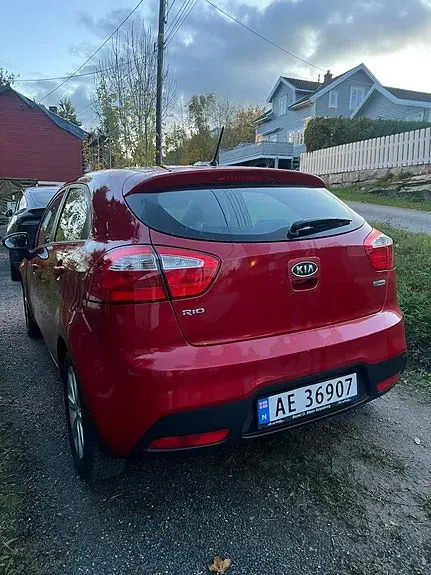 Kia Rio 2012 photo 3