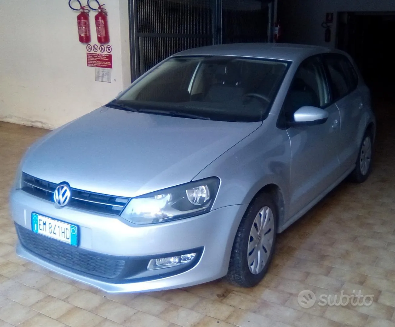 Volkswagen Polo 2012 photo 2