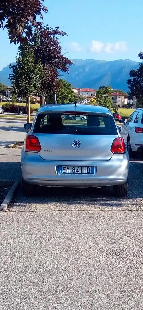 Volkswagen Polo 2012 photo 3