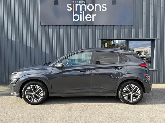 Hyundai Kona 2022 photo 2