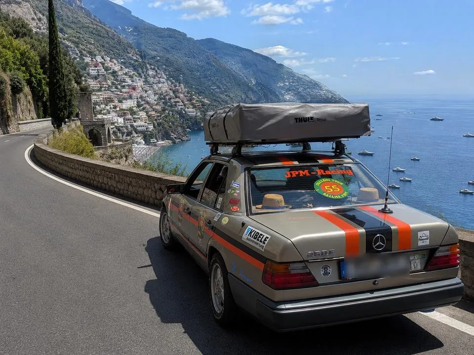 Mercedes-Benz W124