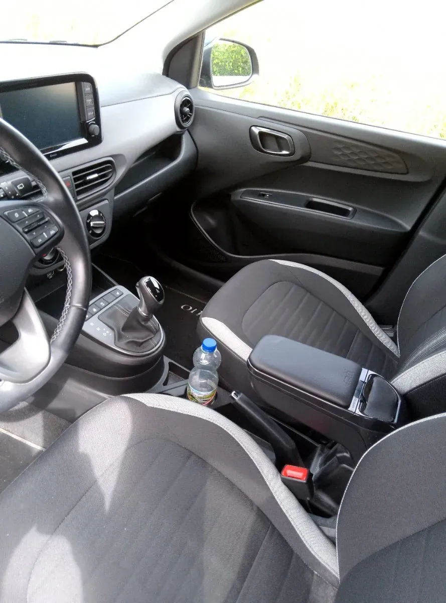 Hyundai I10 2023 photo 2