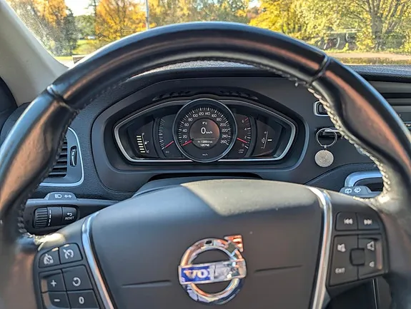 Volvo V40 2013 photo 5