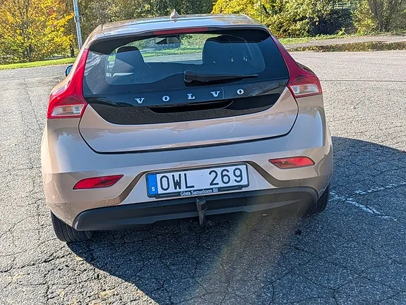 Volvo V40 2013 photo 4