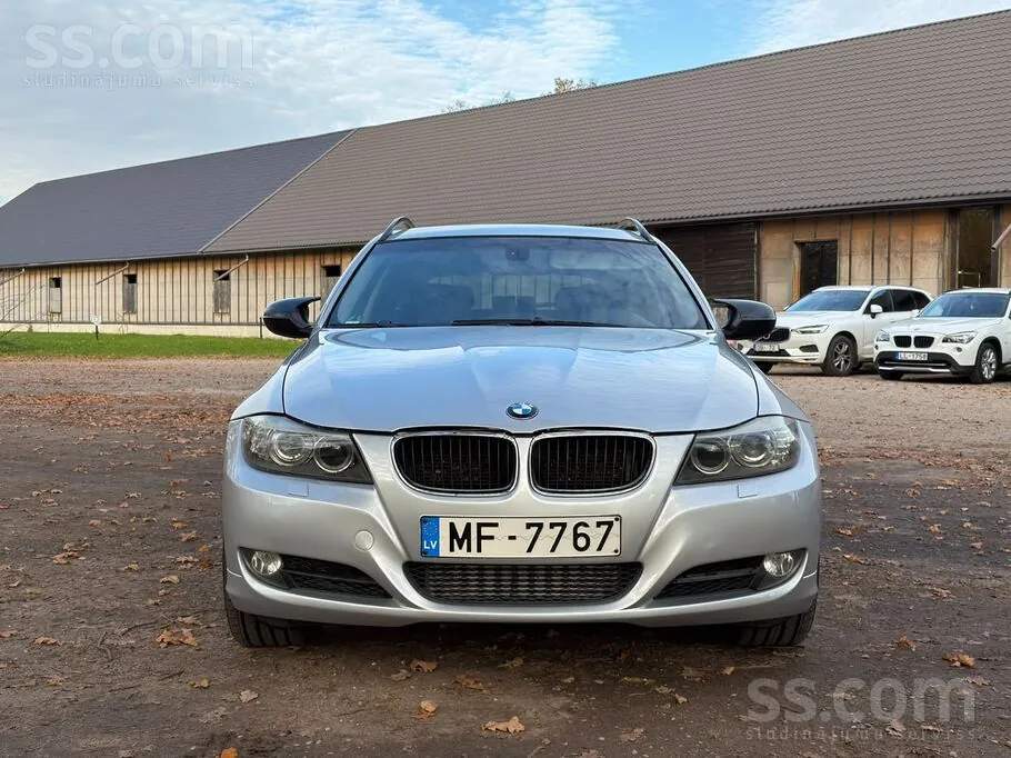 BMW E91 2009 photo 2