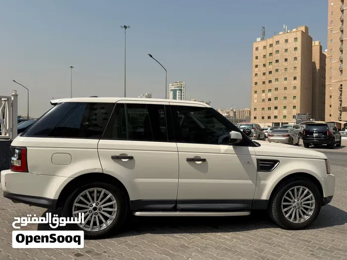 Land Rover Range Rover Sport 2010 photo 4