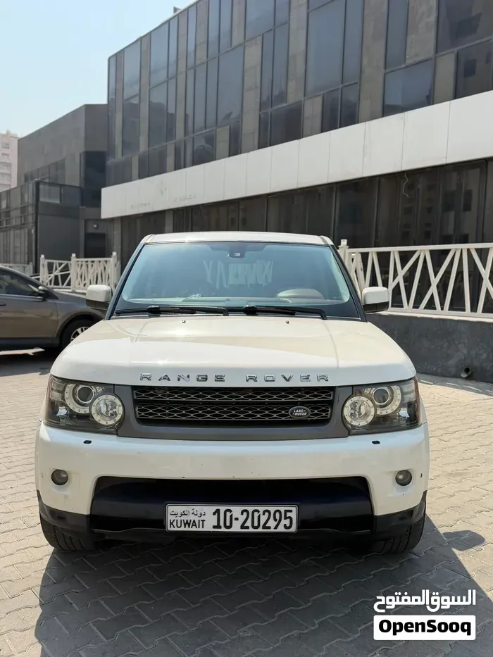 Land Rover Range Rover Sport 2010 photo 2