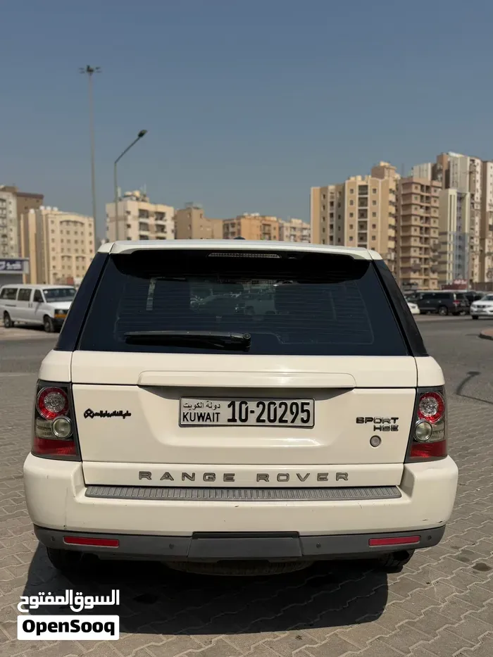 Land Rover Range Rover Sport 2010 photo 3