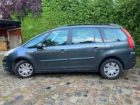Citroen Grand C4 Picasso 2013 photo 2