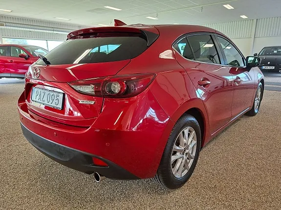 Mazda 3 2016 photo 4