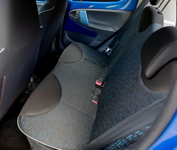 Peugeot 107 2010 photo 5