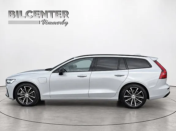 Volvo V60 2024 photo 3