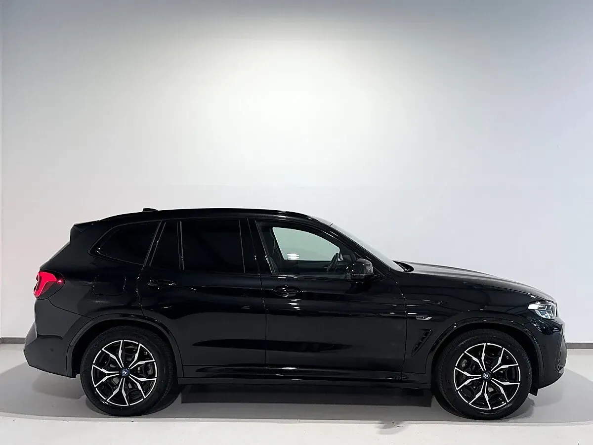 BMW X3 2022 photo 2