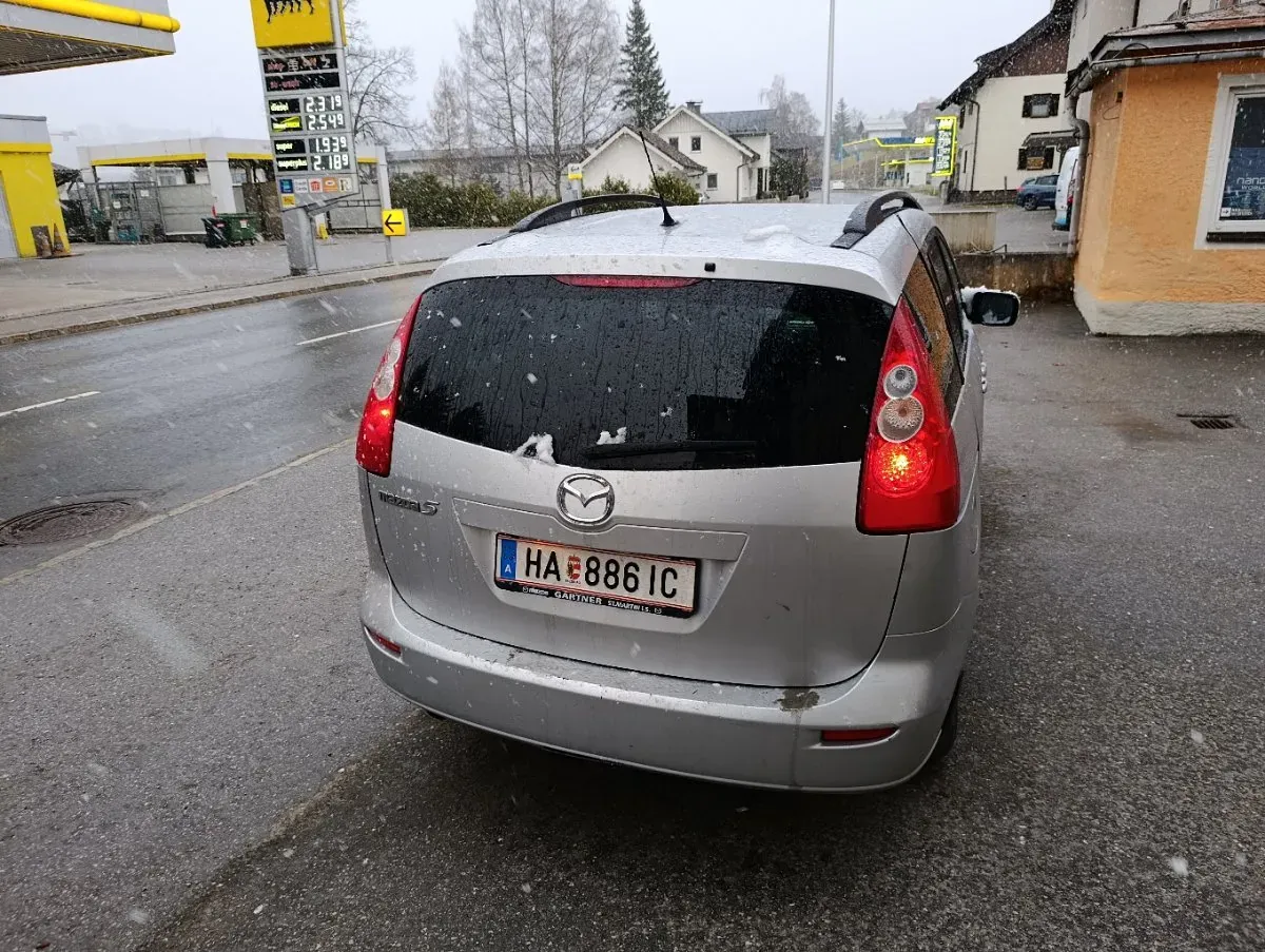 Mazda Mazda5 2007 photo 3