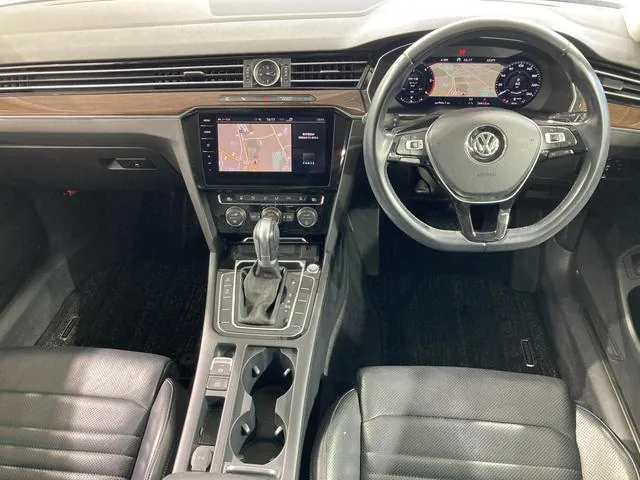 Volkswagen Passat 2018 photo 3