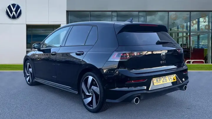 Volkswagen Golf 2026 photo 3