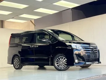 Toyota Noah 2016 photo 5