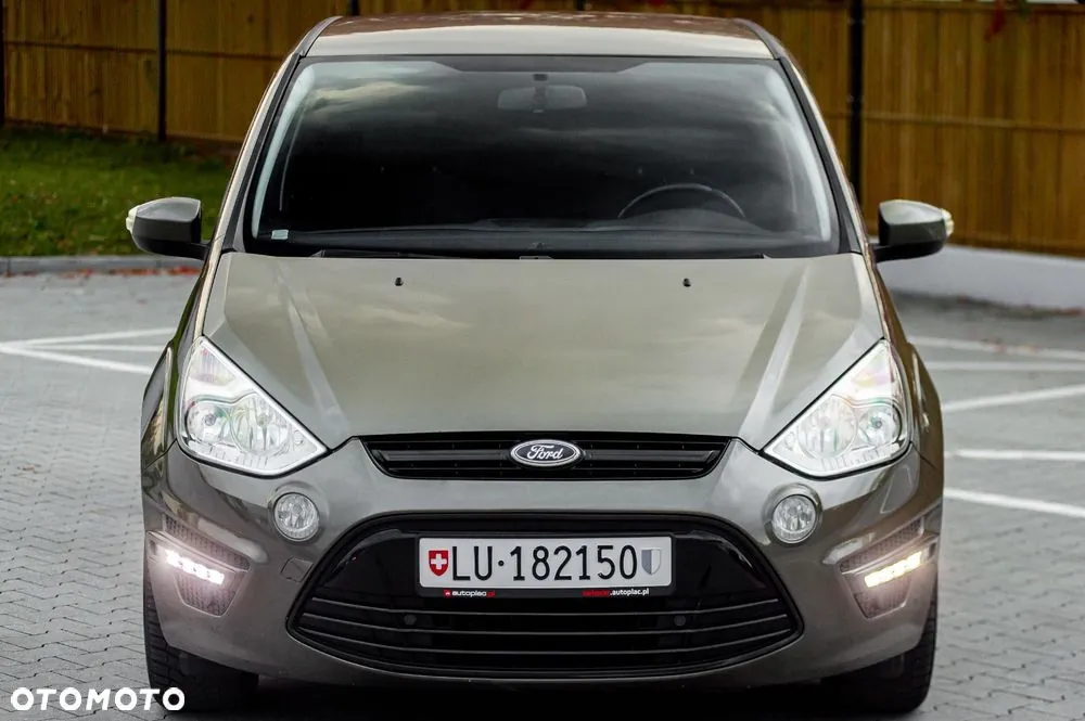 Ford S-Max 2011 photo 5
