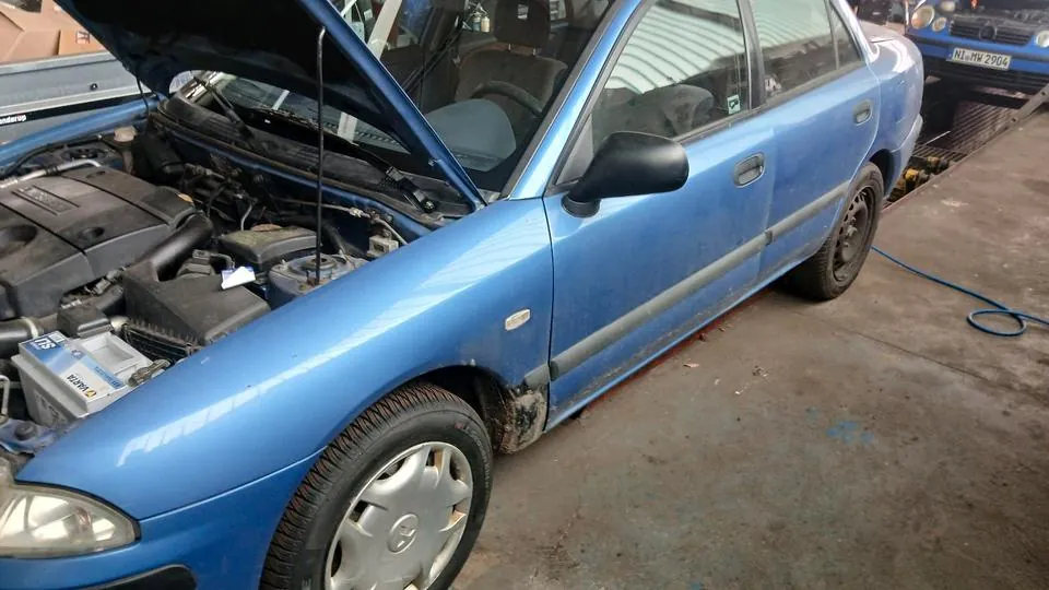 Mitsubishi Carisma