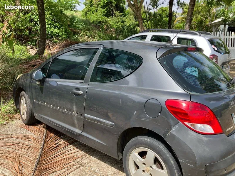 Peugeot 207
