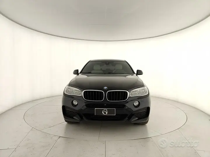 BMW X6 2018 photo 2