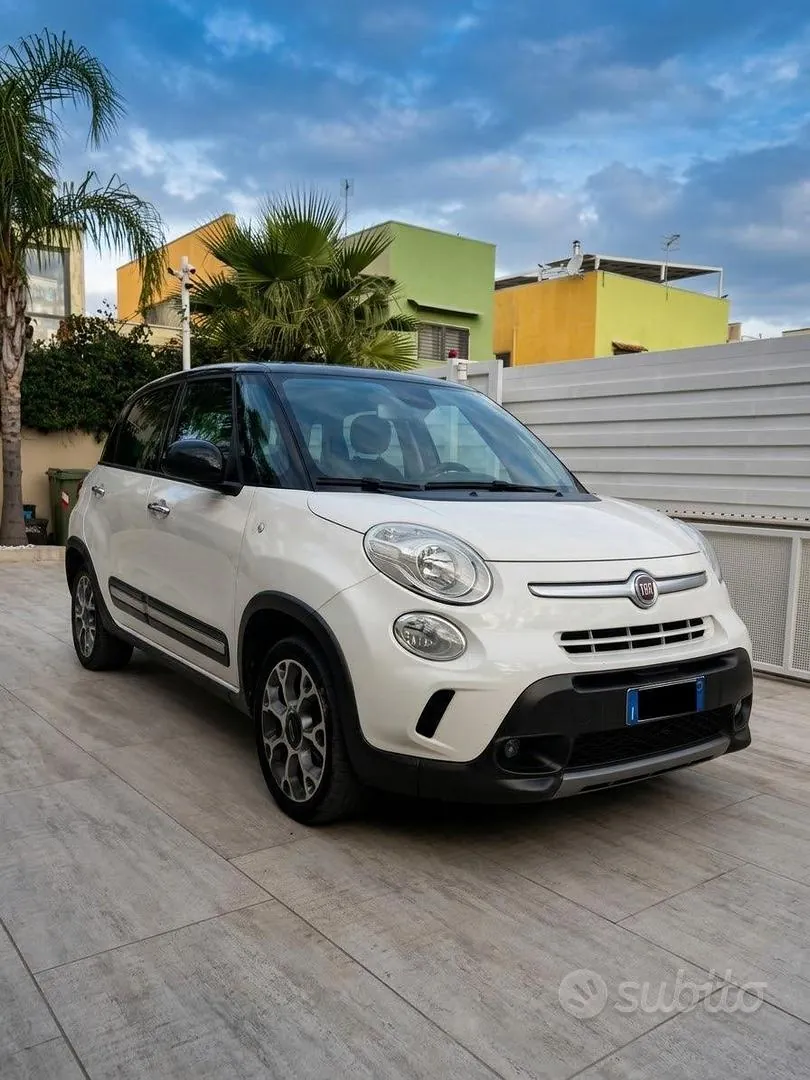 Fiat 500L 2014 photo 2