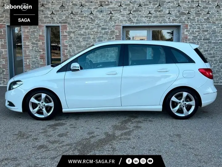 Mercedes-Benz B-Class 2014 photo 4