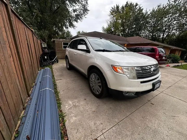 Ford Edge 2010 photo 3