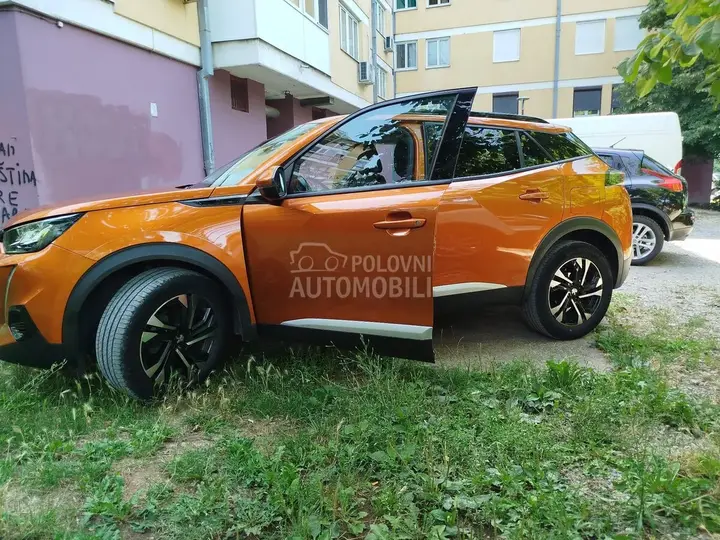 Peugeot 2008 2021 photo 3