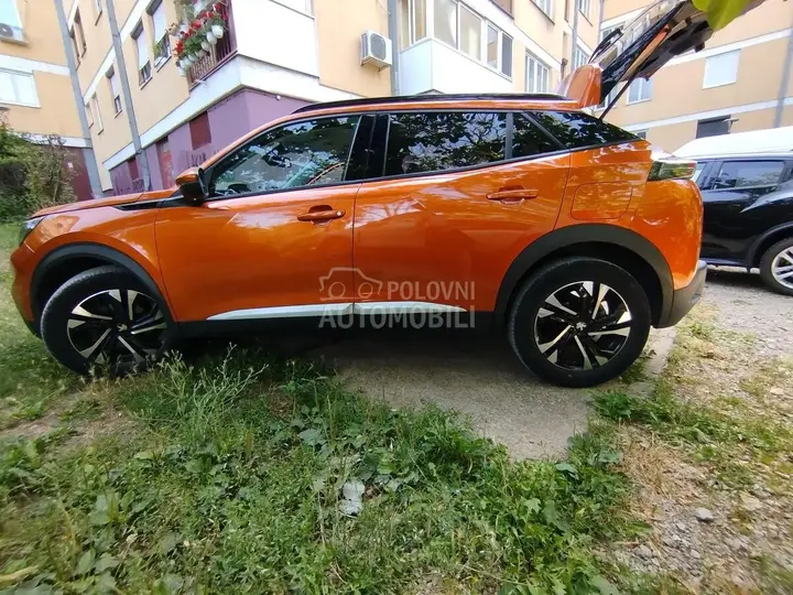 Peugeot 2008 2021 photo 2