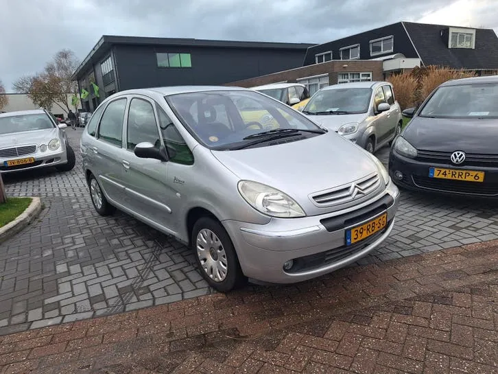 Citroen Xsara Picasso 2005 photo 2