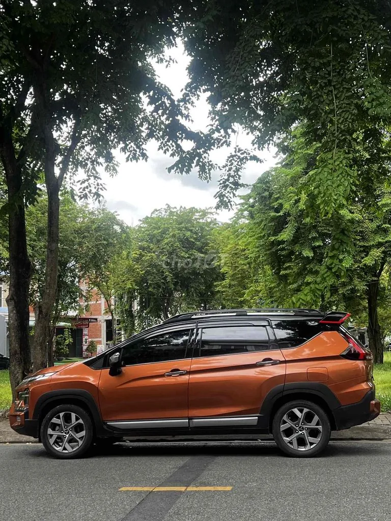 Mitsubishi Xpander Cross