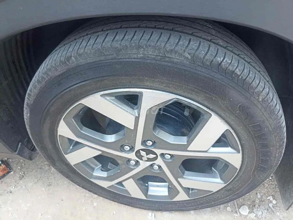 Mitsubishi Xpander Cross 2023 photo 4