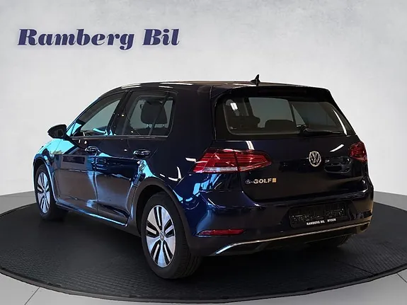Volkswagen E-Golf 2018 photo 3