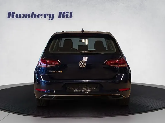 Volkswagen E-Golf 2018 photo 4