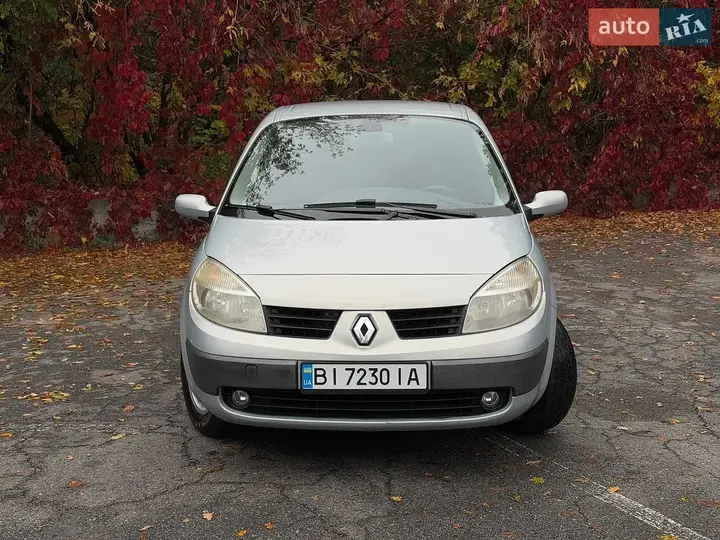 Renault Scenic 2003 photo 2
