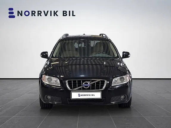 Volvo V70 2010 photo 2